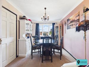 Dining Room- click for photo gallery